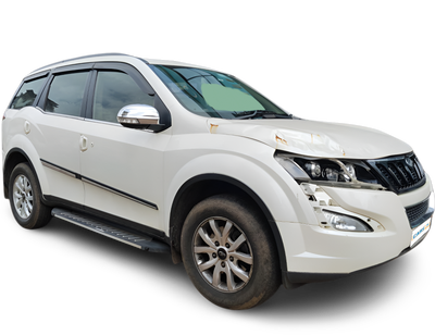 Mahindra XUV500-img
